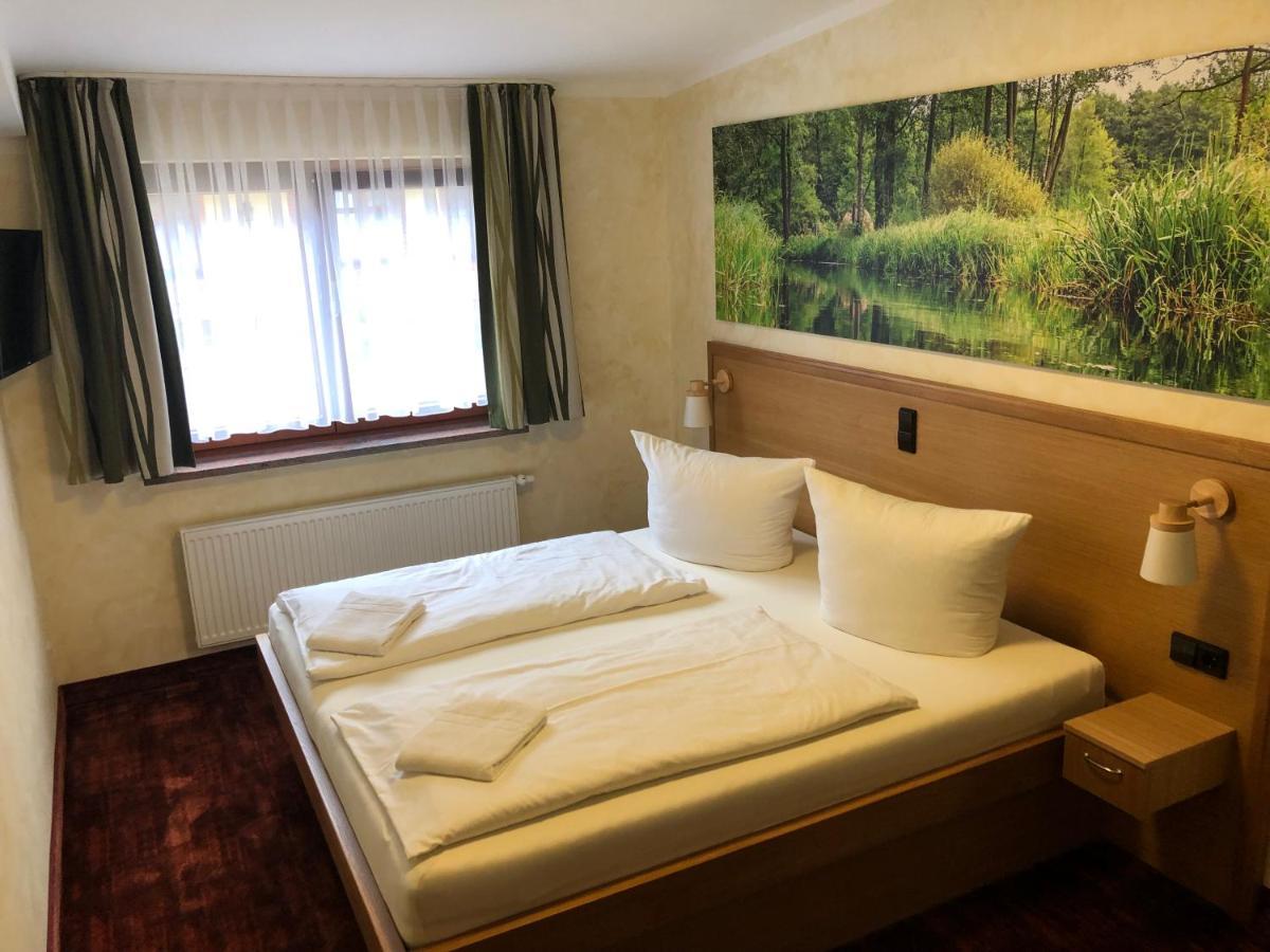 Gasthof Zum Slawen Vetschau Exteriör bild