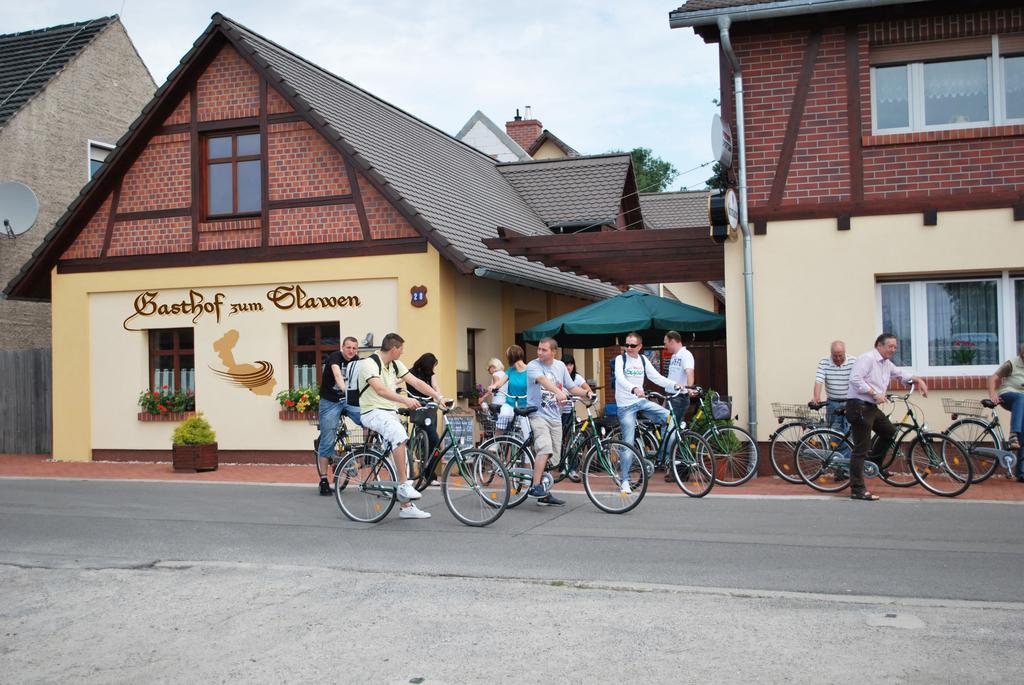 Gasthof Zum Slawen Vetschau Exteriör bild