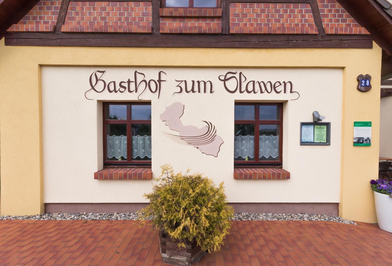 Gasthof Zum Slawen Vetschau Exteriör bild